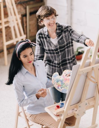 young-woman-in-art-class.jpg